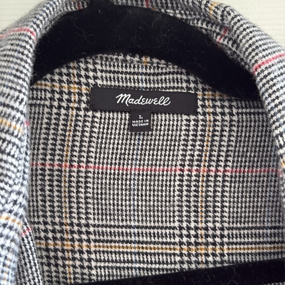 Madewell shacket - Picture 2 of 3